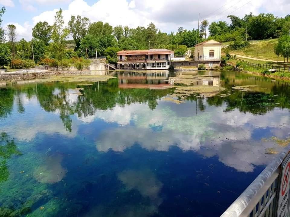 Casale Dei Ricordi Bed & Breakfast Arce Exterior photo
